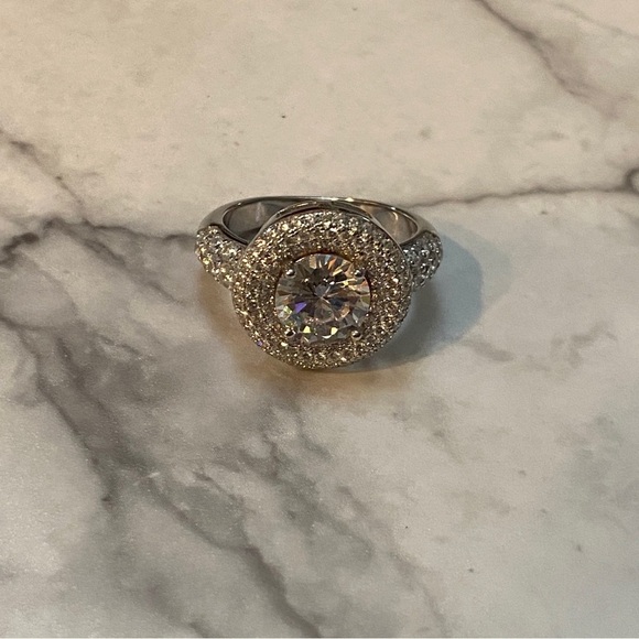 NEW Silver 925 Round Halo With Cubic Zirconia Stone - Picture 7 of 7